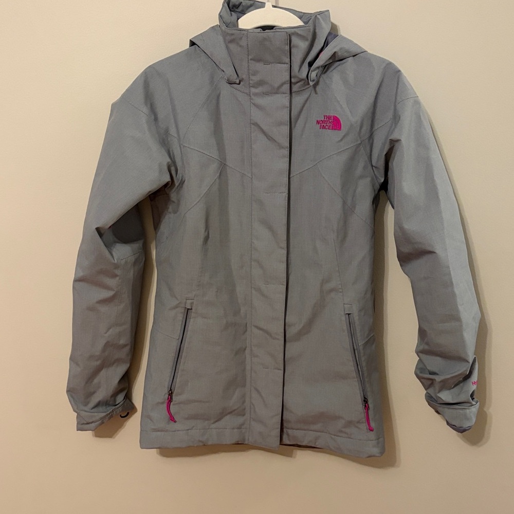 The North Face Women's Gray and Pink Ski Jacket
